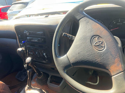2001 Toyota Land Cruiser J100