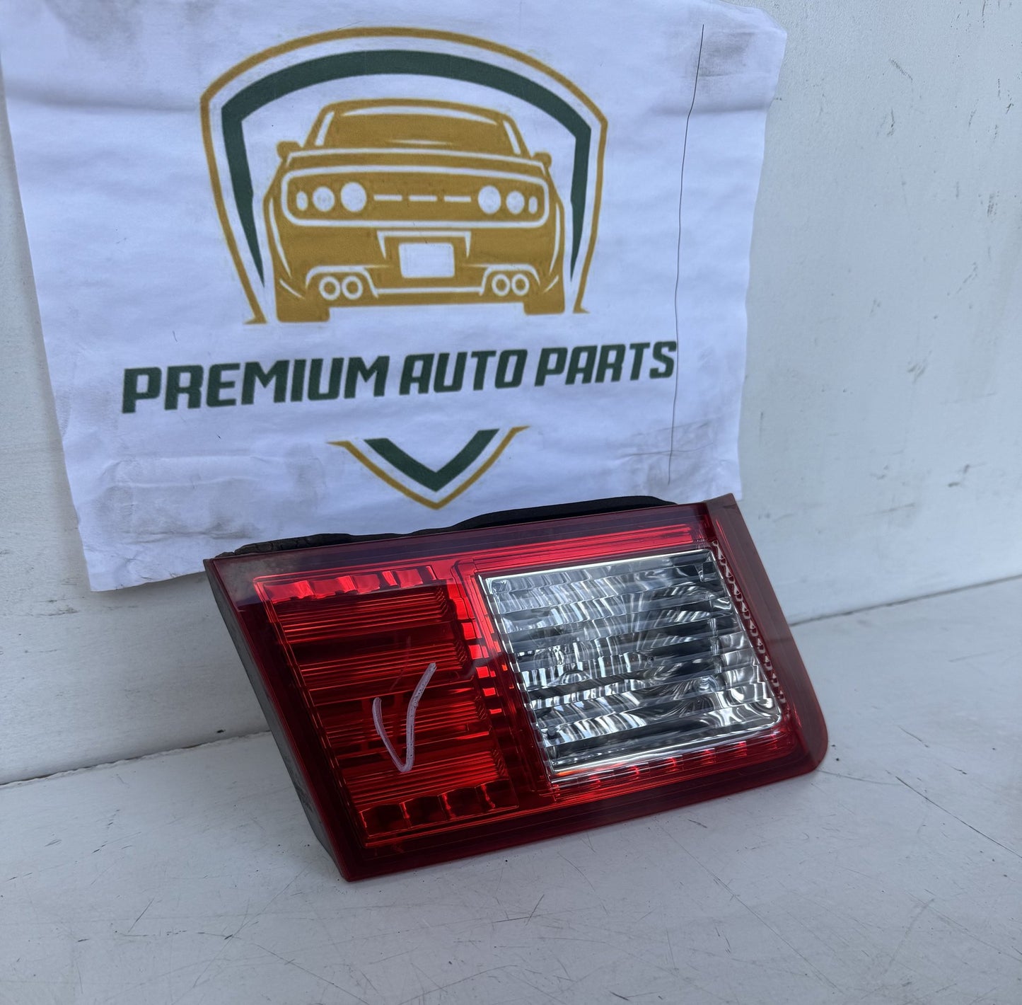 2009  CU Left Boot Light