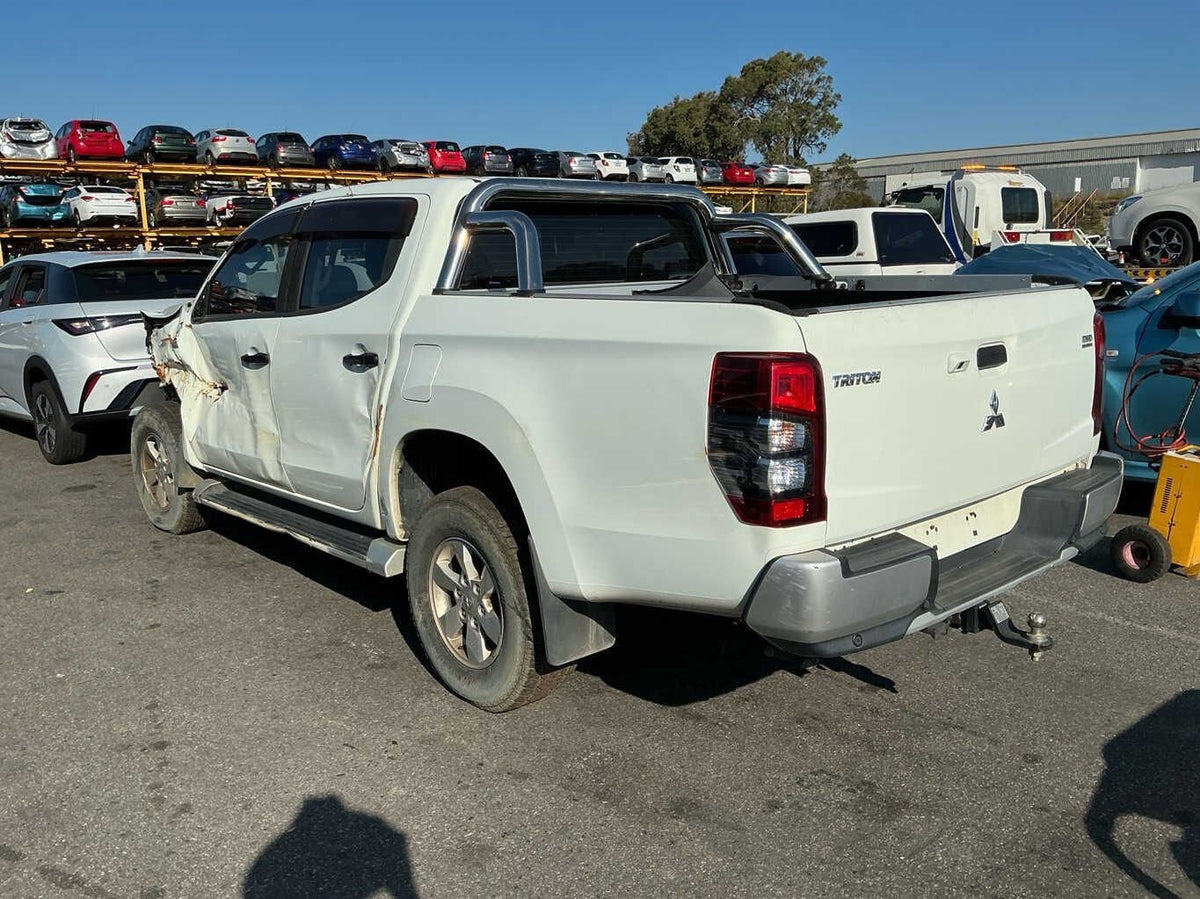 2018 Mitsubishi Triton GLX+ MR