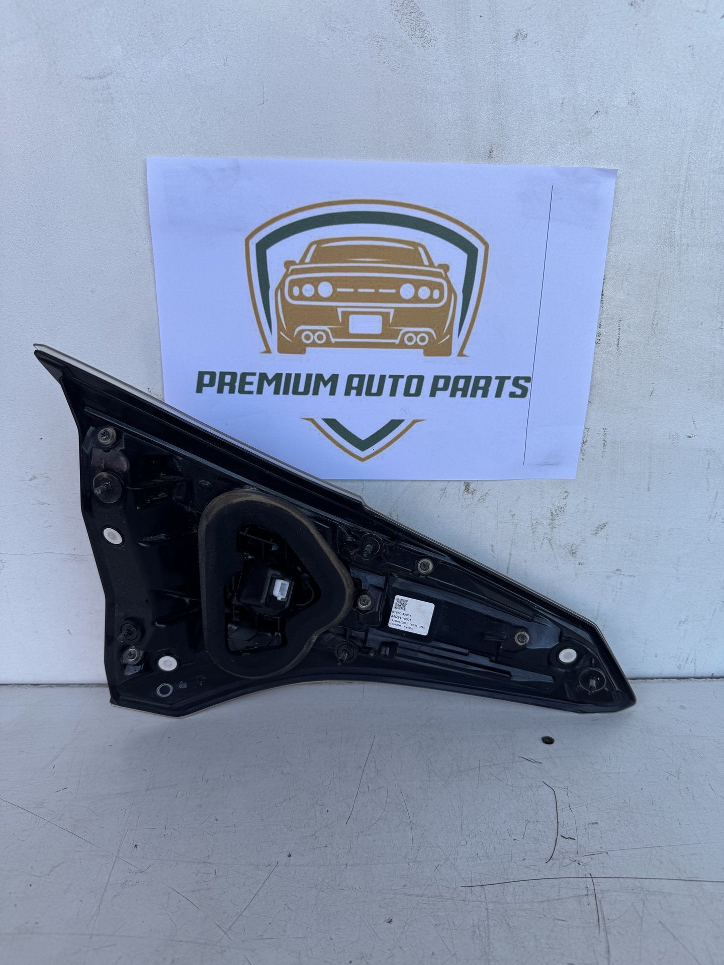2017 Toyota RAV4 Station Wagon Right Boot Light