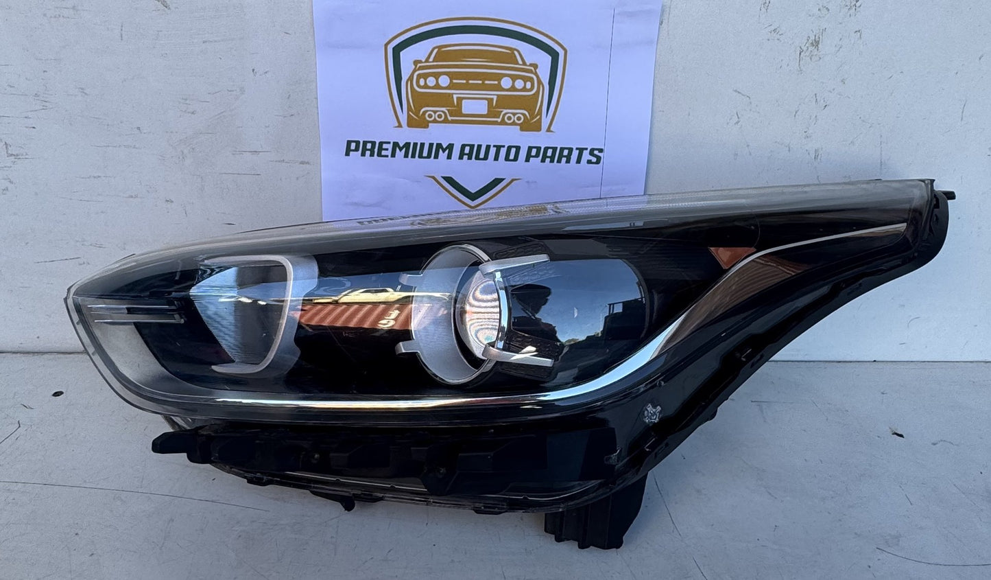 2020   Left Headlight