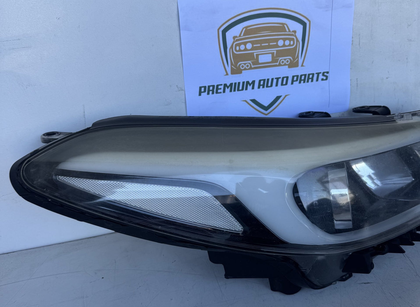 2016 Kia Cerato YD Sedan Right Headlight