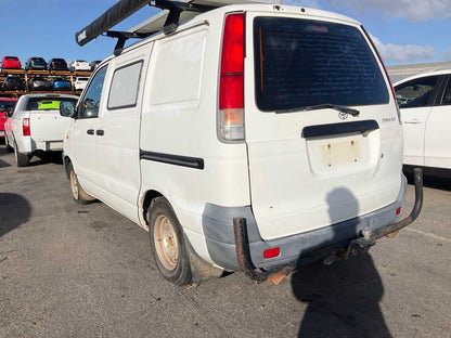 2001 Toyota Townace R40