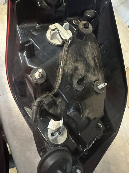 2014 Hyundai Elantra Elantra Sedan Right Taillight 92402