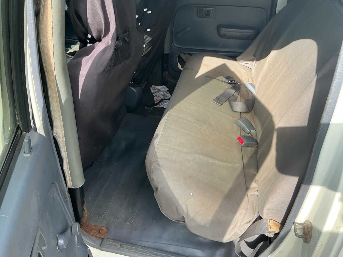 2002 Toyota Hilux CD N120