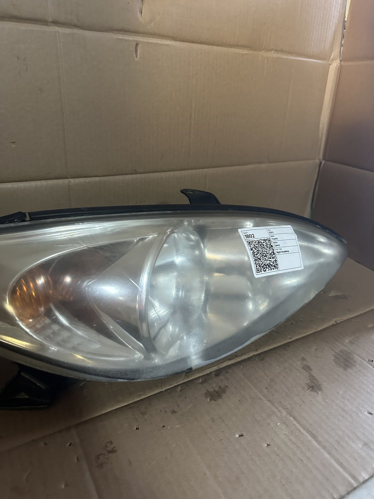 2003 Toyota Camry V30 - Right Headlight