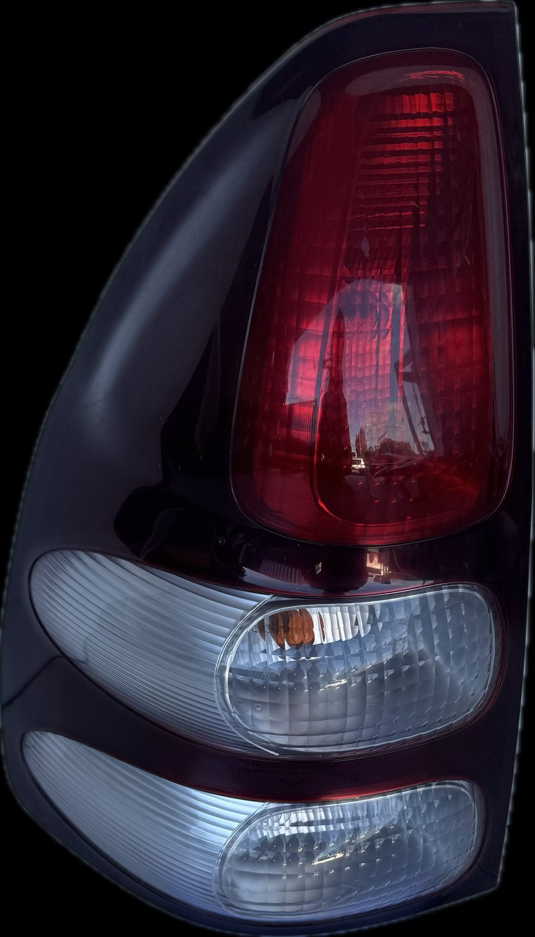 2007 Toyota Land Cruiser Station Wagon Left Taillight