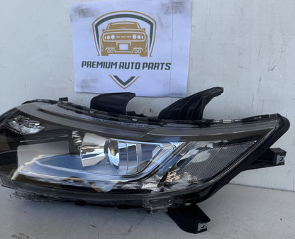 2017 Mitsubishi Outlander GF*W Station Wagon Left Headlight