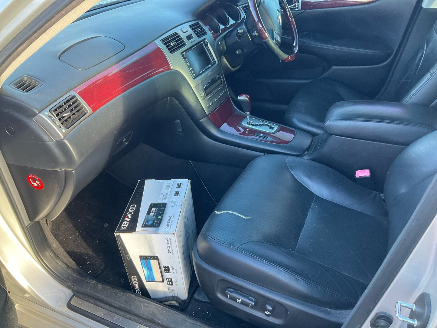 2005 Lexus ES300  V30Sedan 
Lexus
ES300