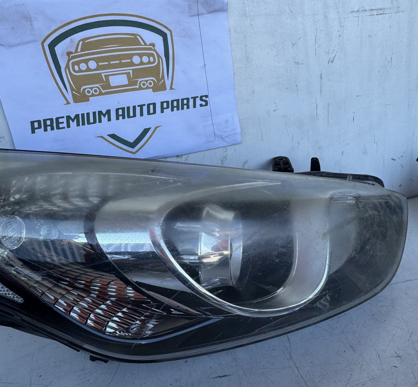 2015 Hyundai i30 GD Hatchback Right Headlight
