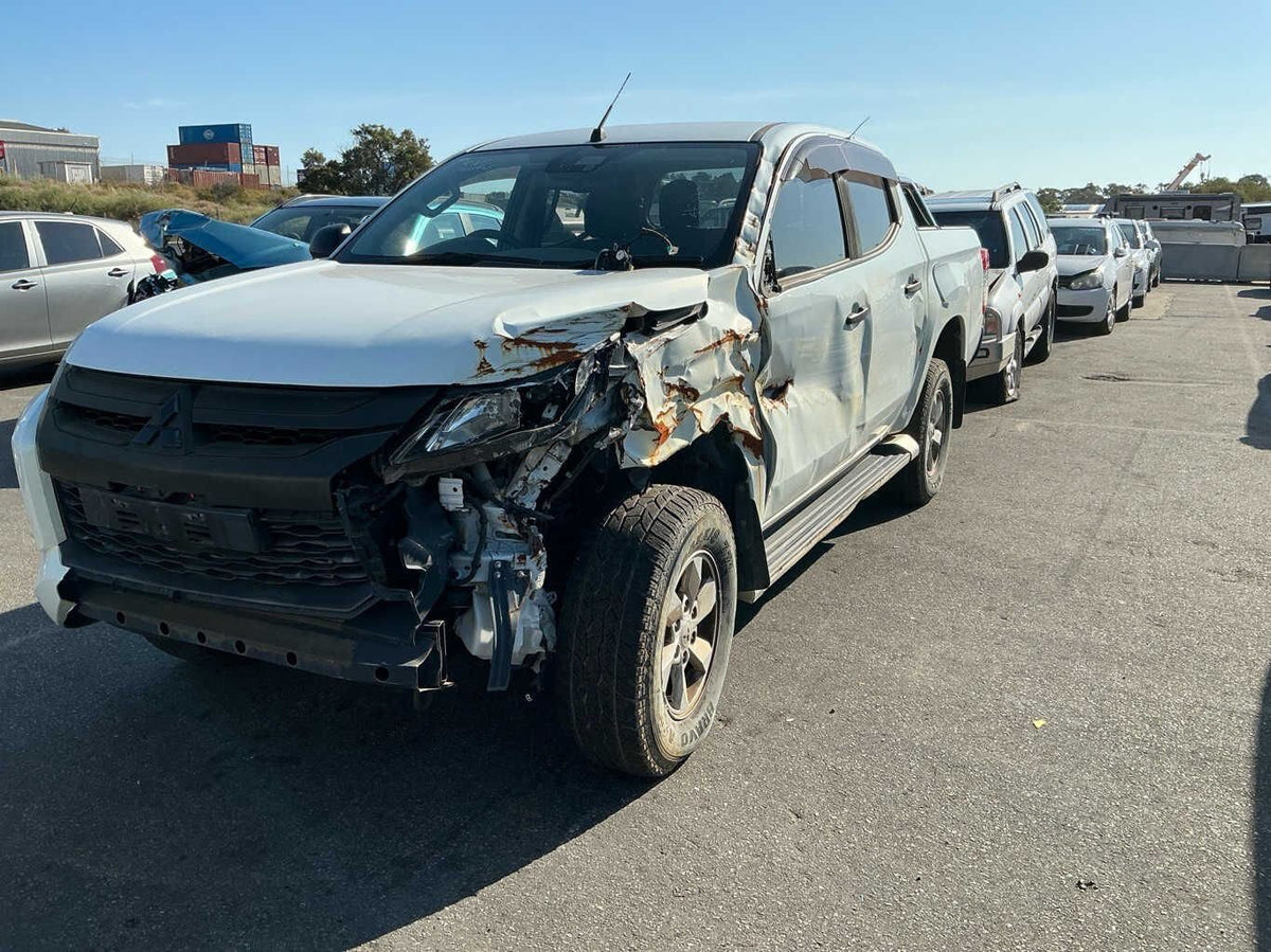 2018 Mitsubishi Triton GLX+ MR