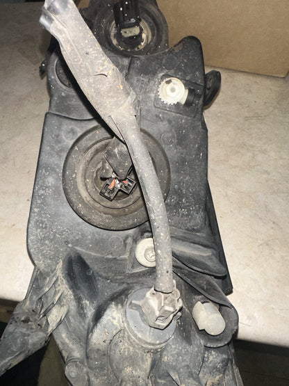 2004 Toyota Camry Sedan Right Headlight 81150