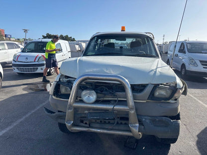 2002 Toyota Hilux N100