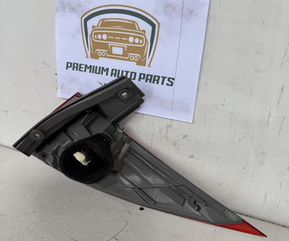 2008 Toyota Tarago Station Wagon Left Taillight