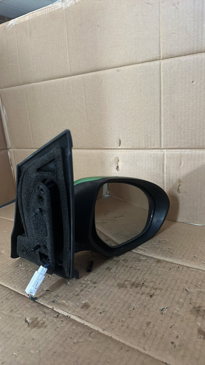 2008 Mazda Mazda2 Right Door Mirror 7 wire, 1 plug