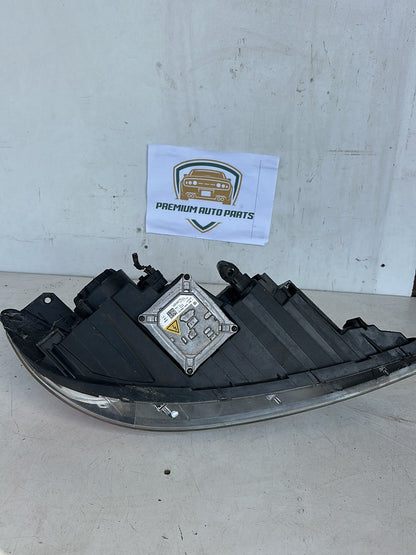 2012 Kia Sorento Station Wagon Left Headlight