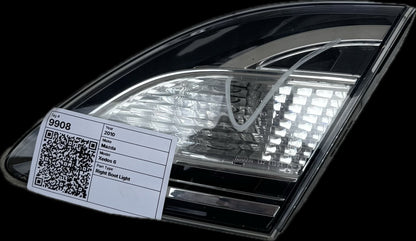 2010 Mazda Xedos 6 GH1052 Hatchback Right Boot Light