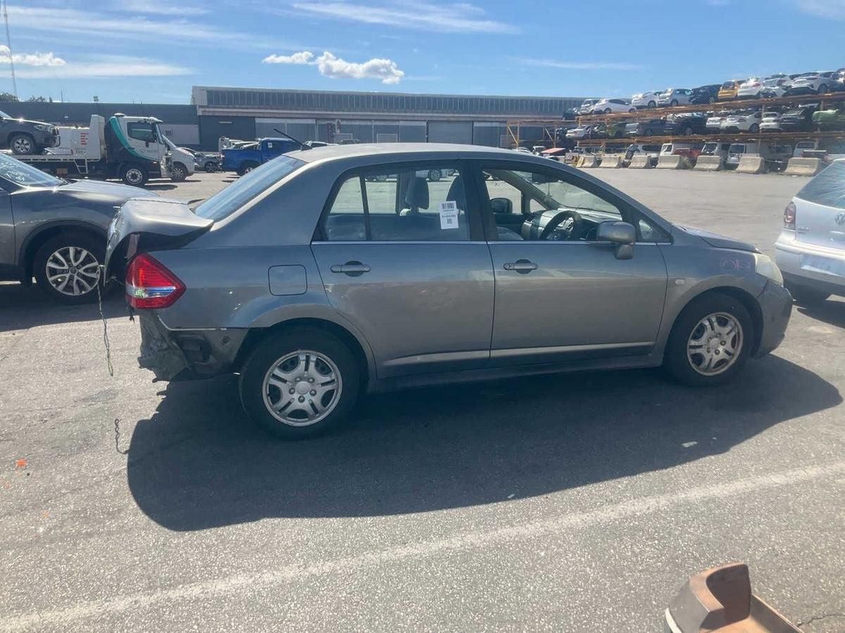 2006 Nissan Tiida ST C11