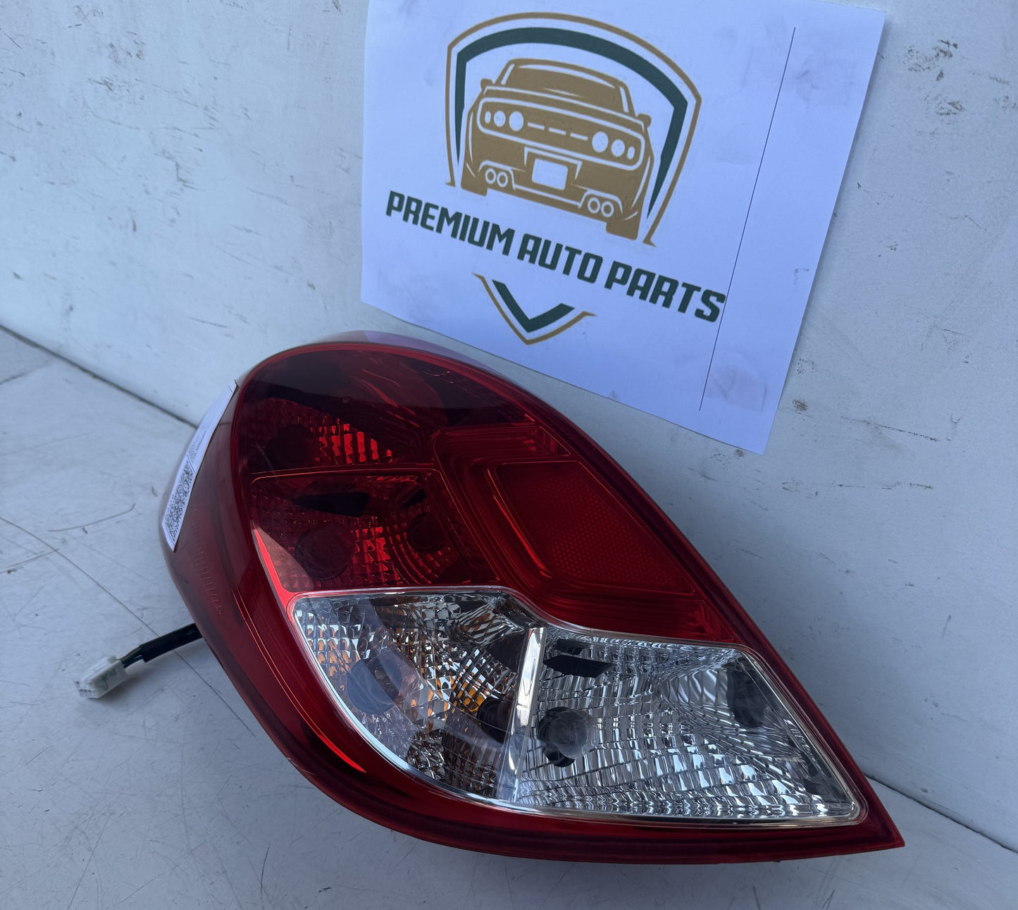 2014   Left Taillight