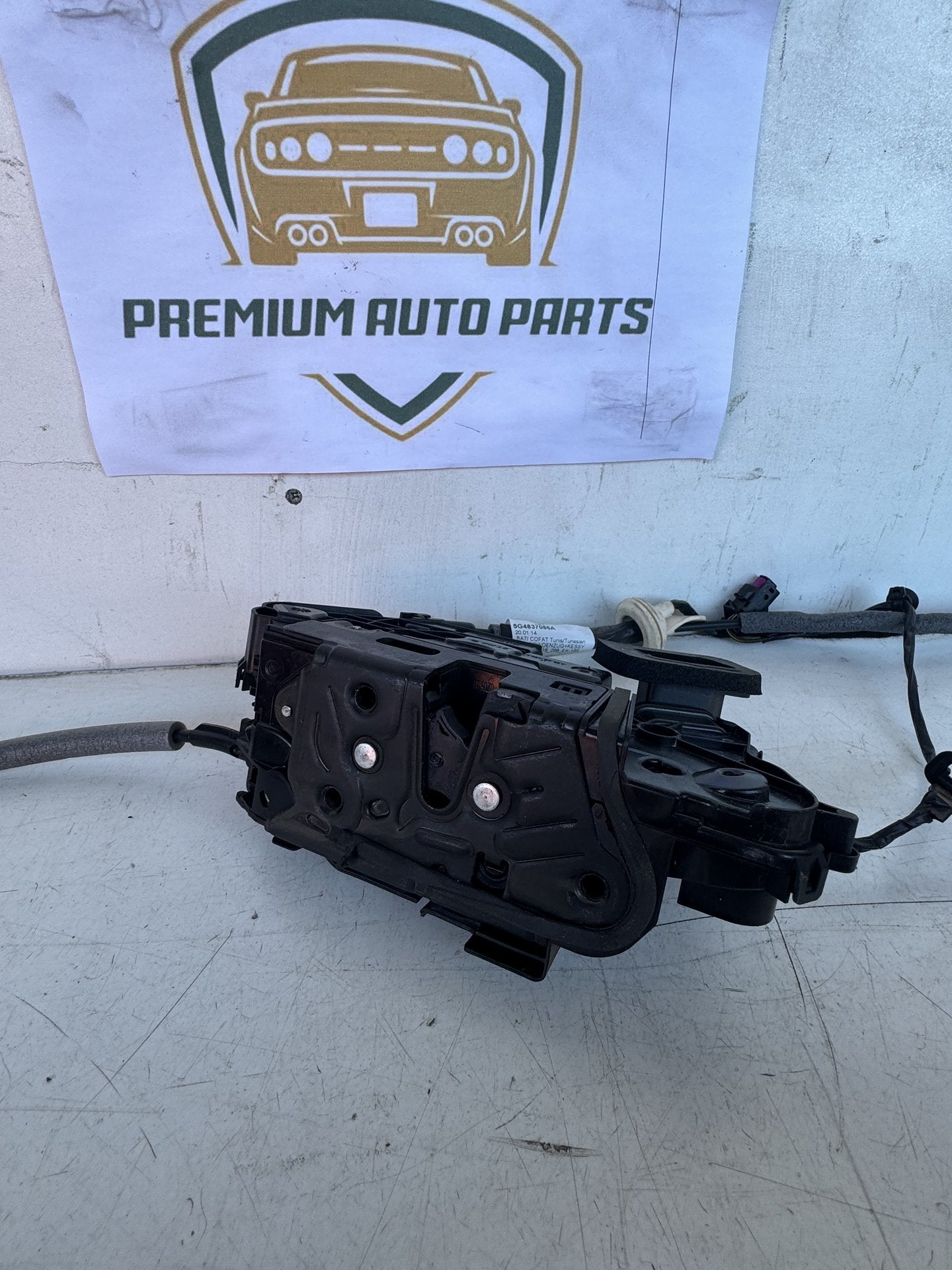 2019 Volkswagen Golf Station Wagon Right Front Door Lock Actuator