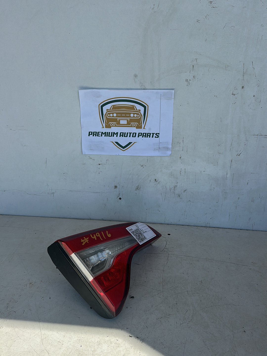 2013 Kia Sorento XM Station Wagon Left Boot Light