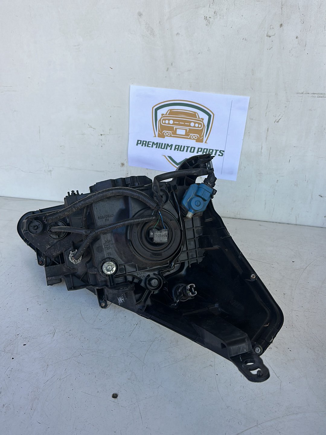 2013 Nissan Pulsar C12 Hatchback Left Headlight