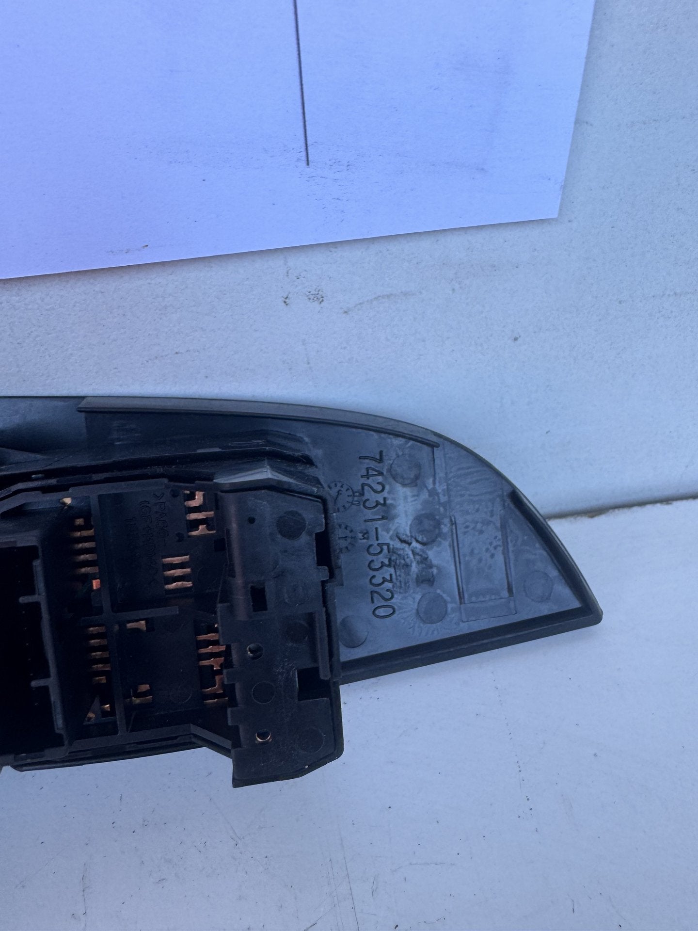 2010  E20 Master Power Window Switch