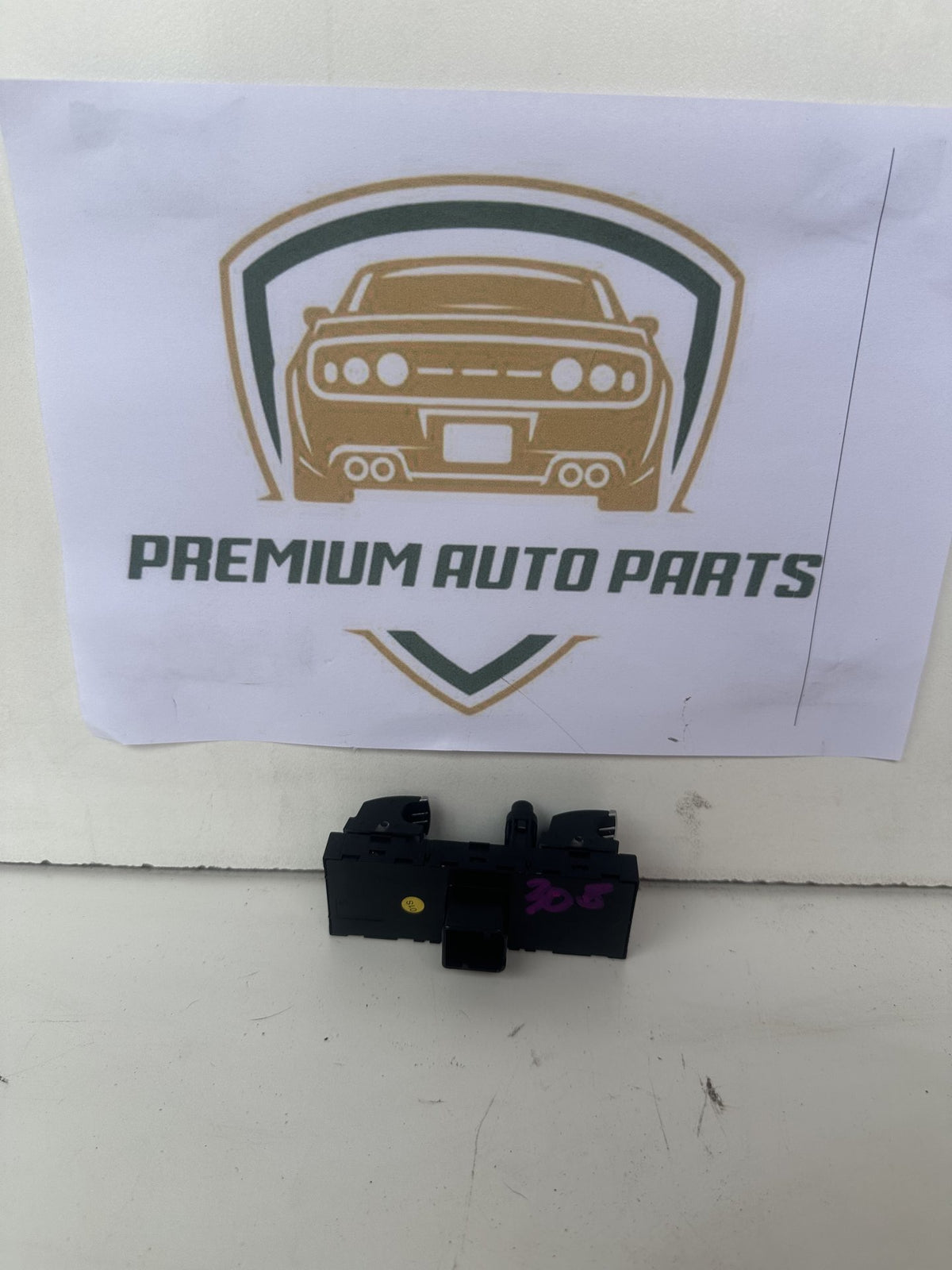 2010-2018 Volkswagen Touareg MK2 - 7P SUV Master Power Window Switch
