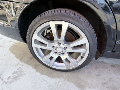 2011 Mercedes-Benz C220  Sedan 
Mercedes-Benz
C220