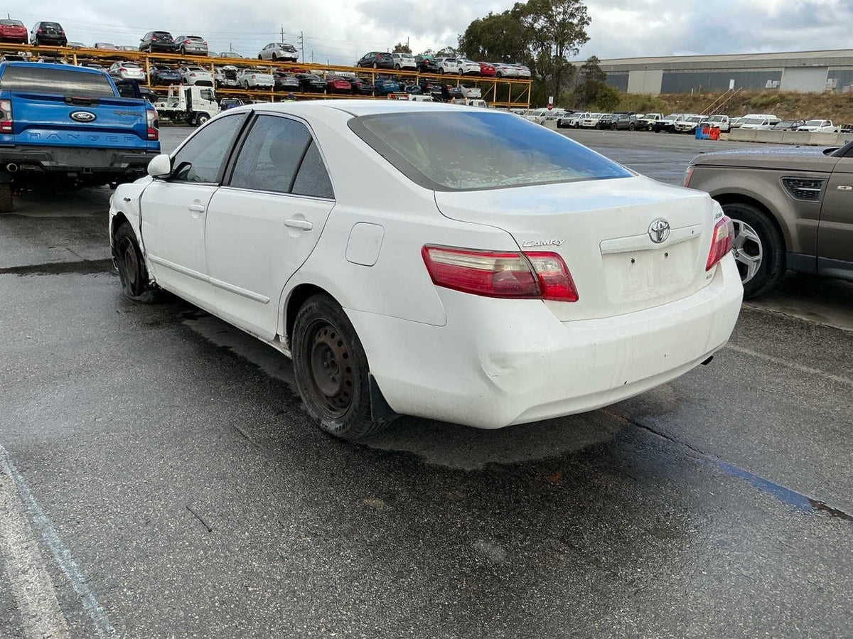 2006 Toyota Camry V40