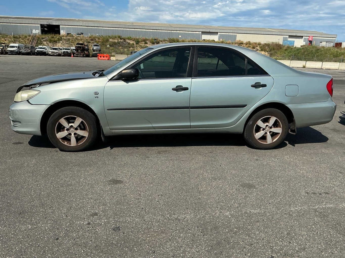 2004 Toyota Camry Altise XV30