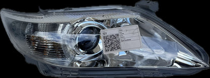 2009 Toyota Camry - Right Headlight