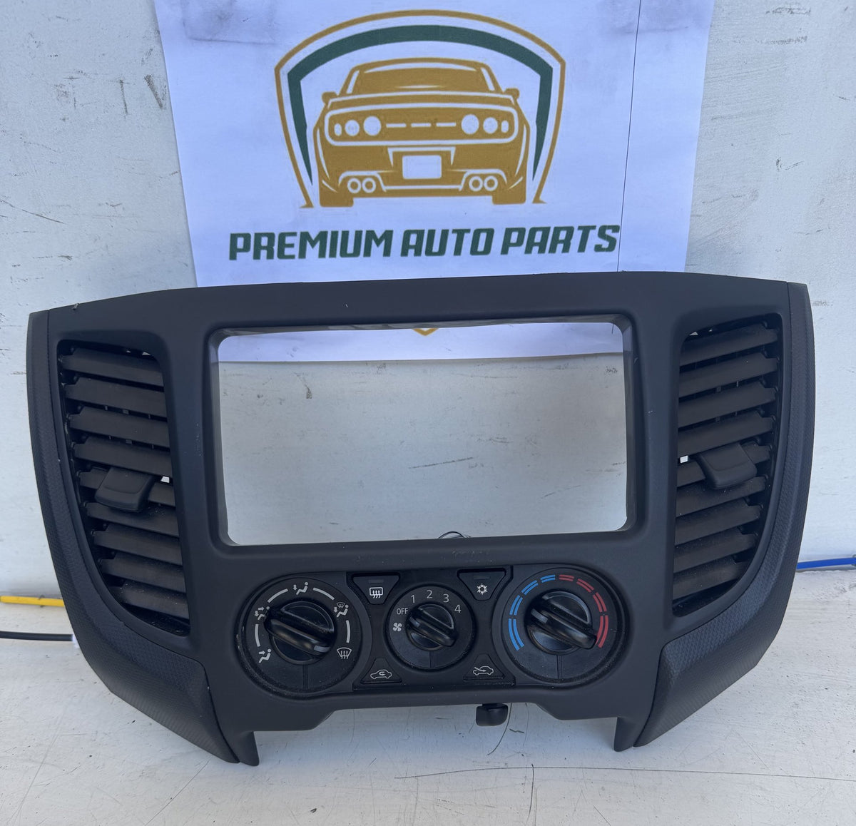 2024 Mitsubishi Triton - Heater/AC Controls
