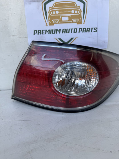 2003   Right Taillight