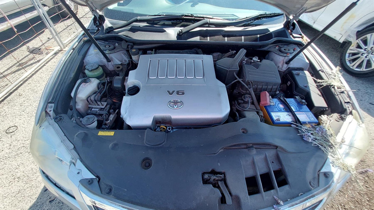 2010 Toyota Aurion