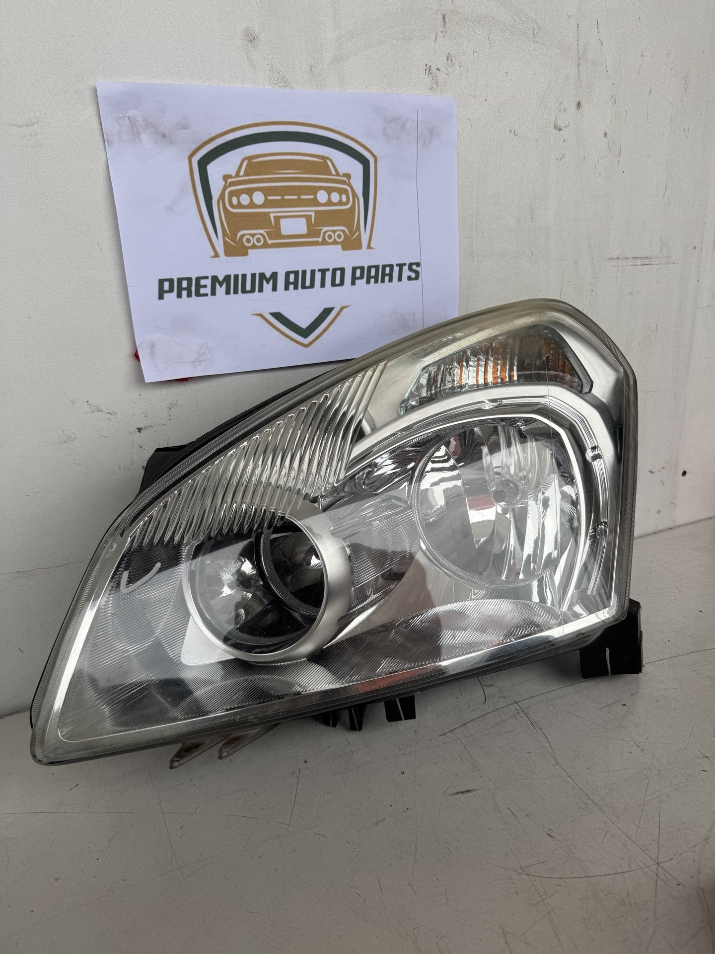 2009 Nissan Dualis Station Wagon Left Headlight