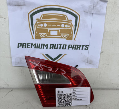 2009 Skoda Superb Sedan Left Bootlid Light