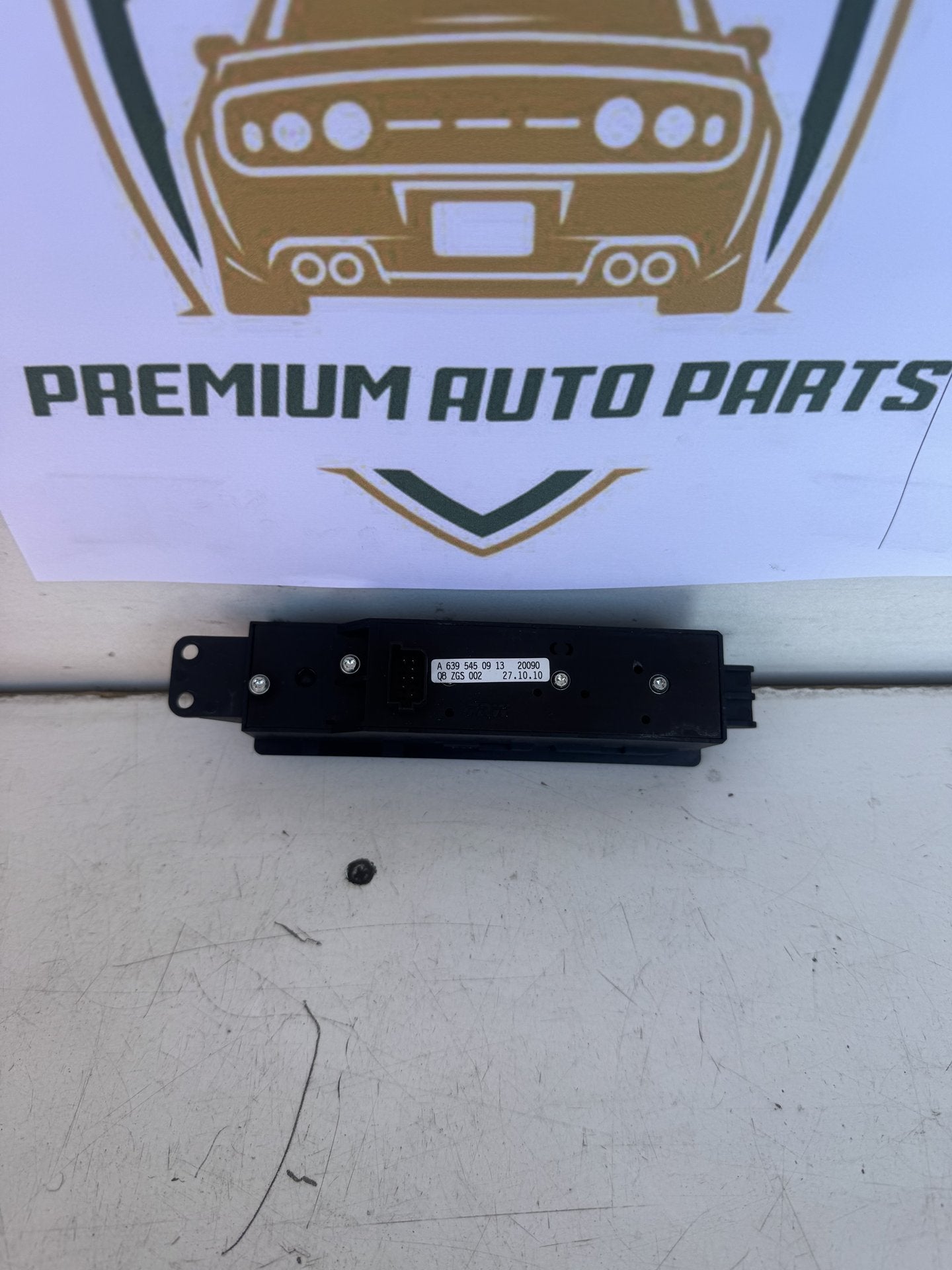 2011  V-Class W639 Master Power Window Switch