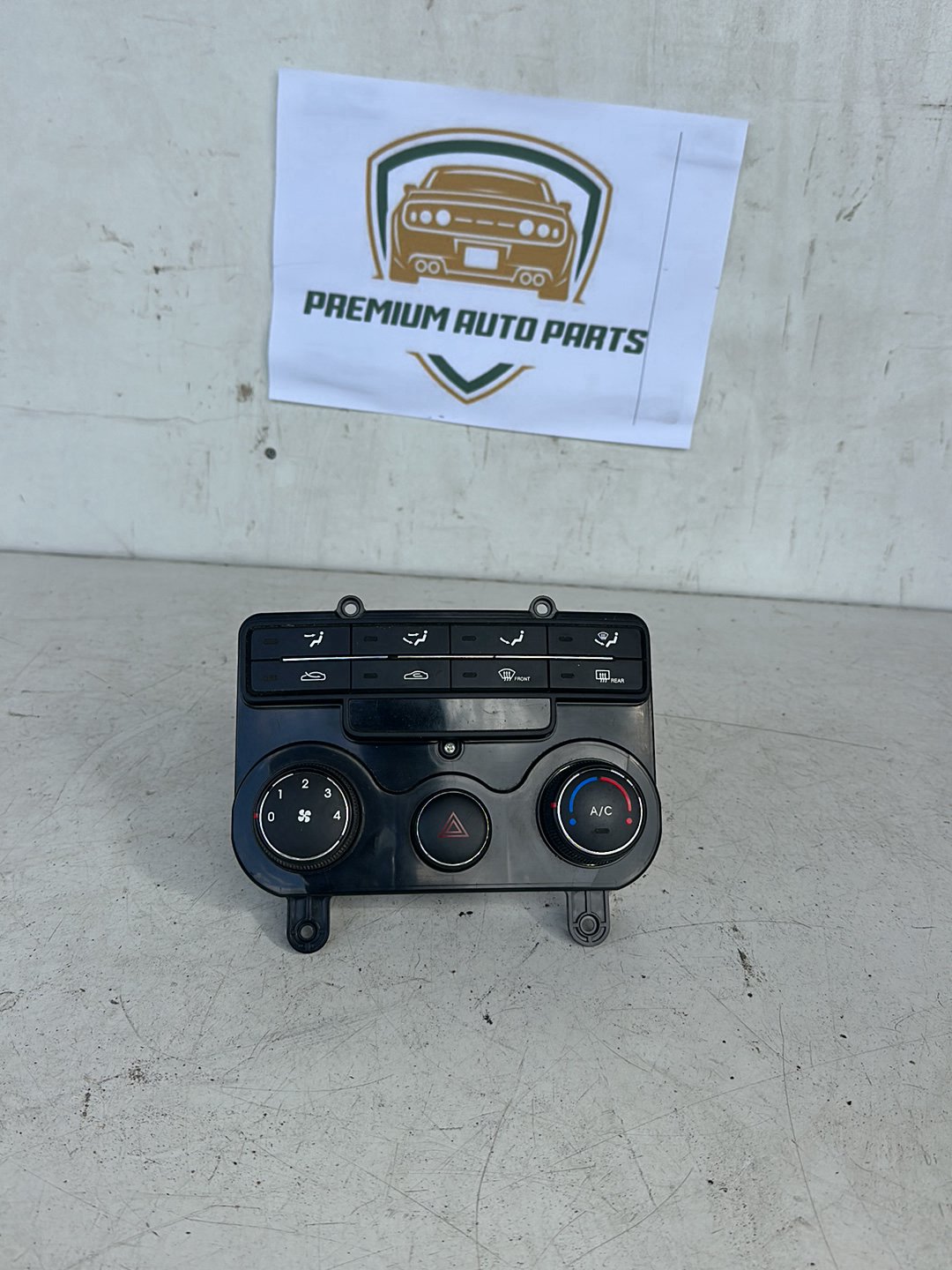 2009 Hyundai i30 FD Hatchback Heater/AC Controls
