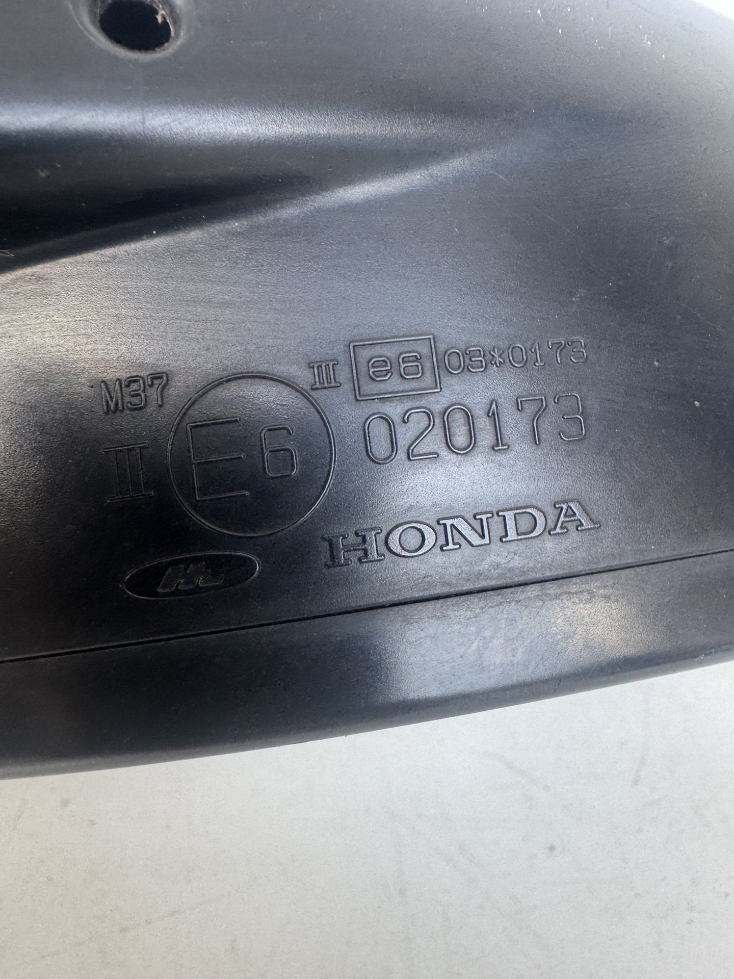 2009  CU Left Door Mirror
