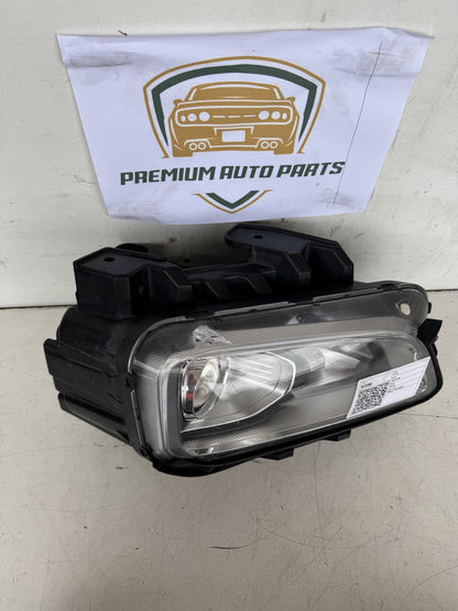 2018 Hyundai Kona OS Station Wagon Right Headlight J9921-21020