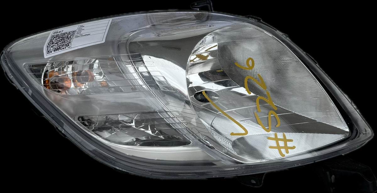 2006 Toyota Yaris Right Headlight 09252510