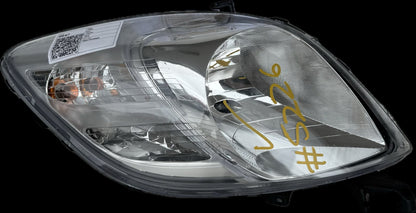 2006 Toyota Yaris Right Headlight 09252510