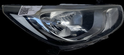 2013 Hyundai Accent RB Sedan Right Headlight