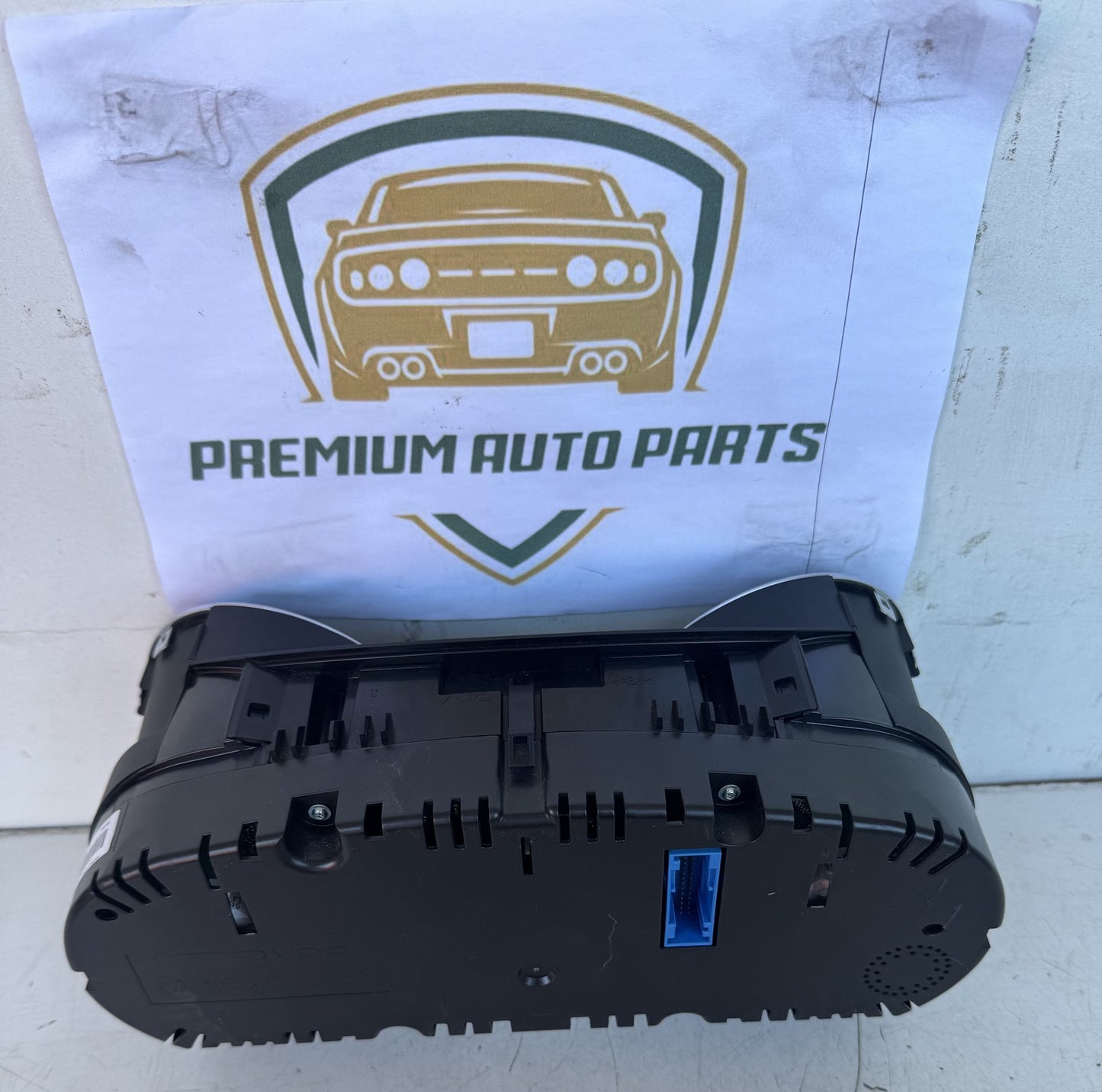 2010 Volkswagen Golf MK6- 5K Station Wagon Instrument Cluster