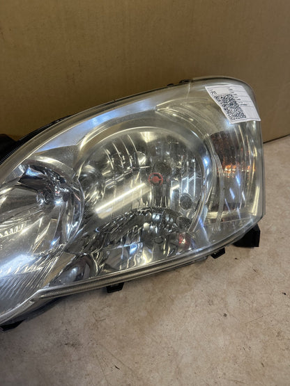 2004 Toyota Corolla Corolla Hatchback Left Headlight