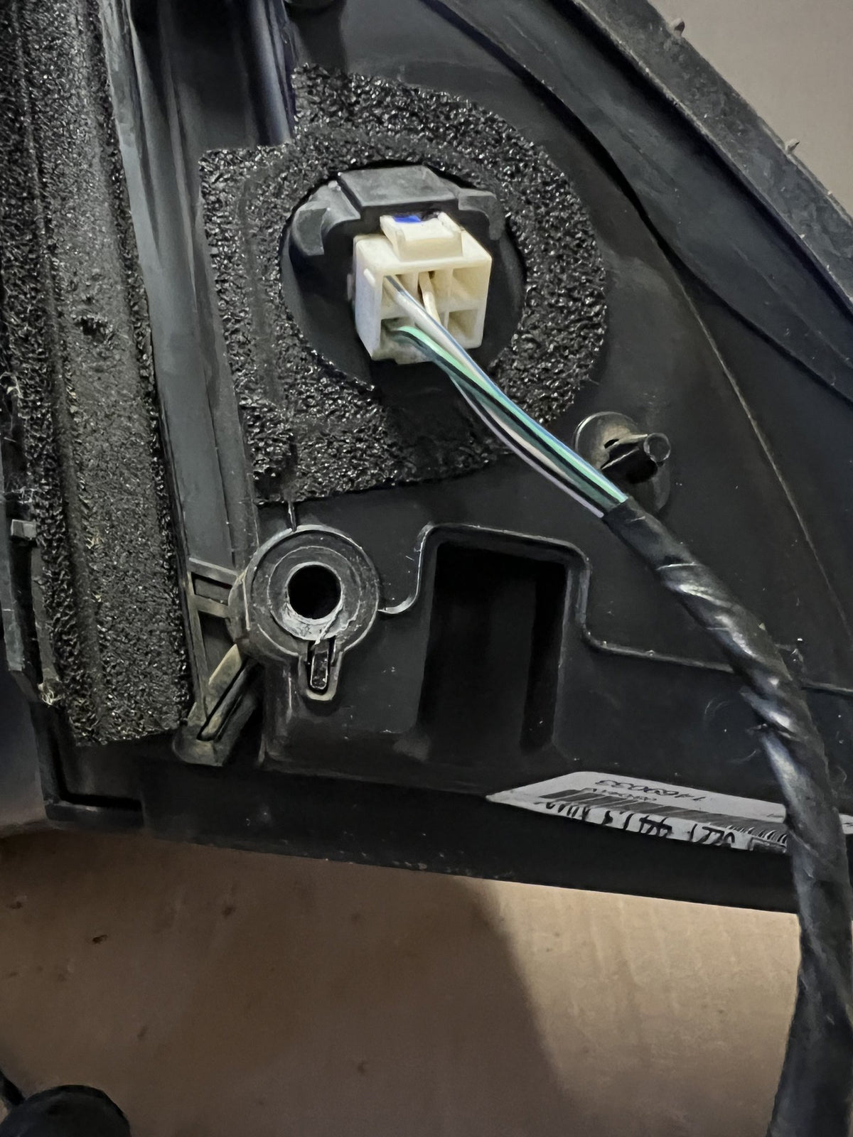 2009 Holden Commodore - Left Door Mirror