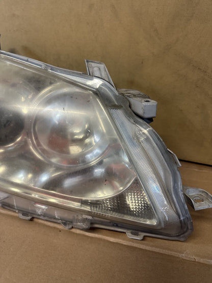 2007 Toyota Aurion - Right Headlight