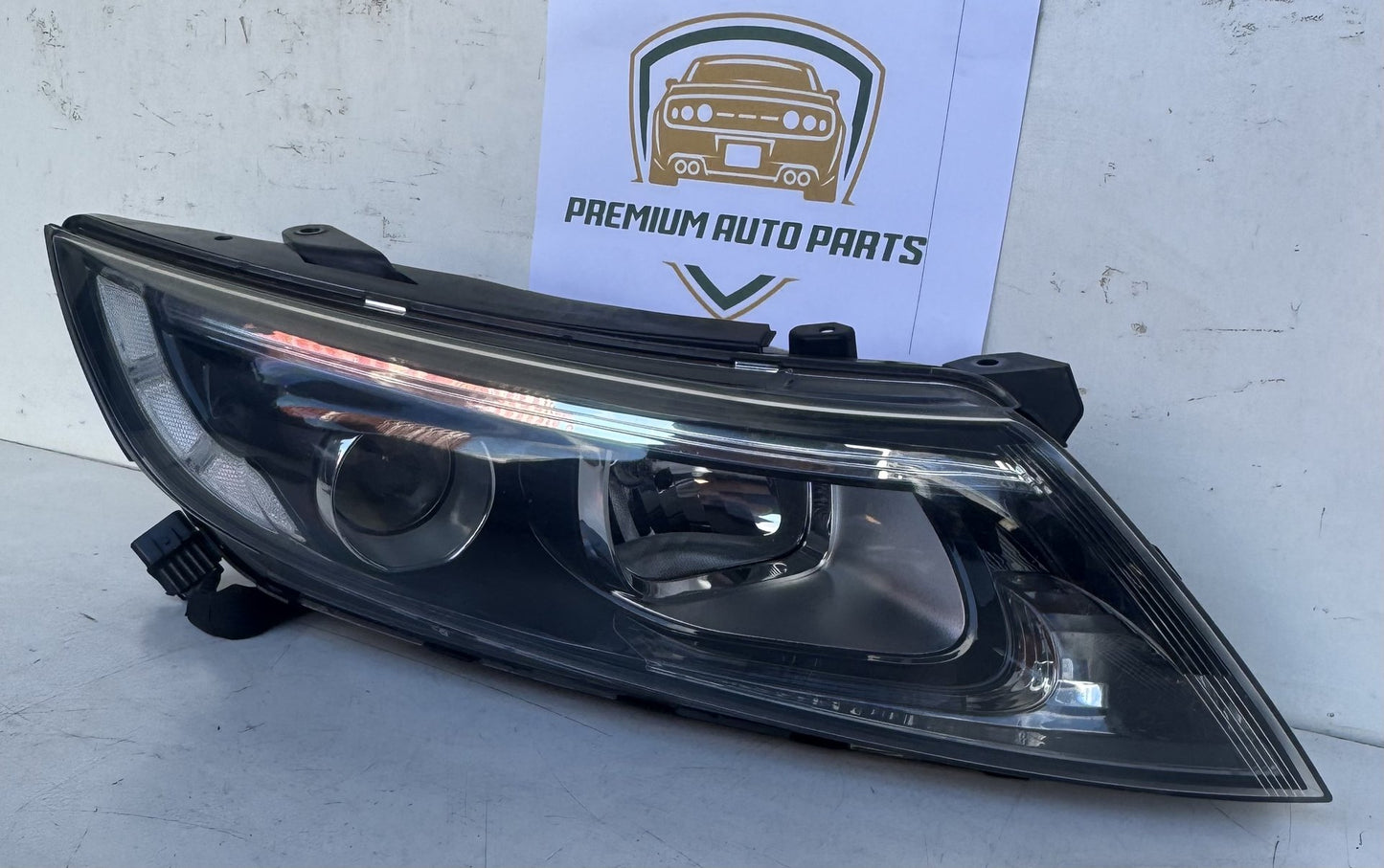 2015  TF Right Headlight