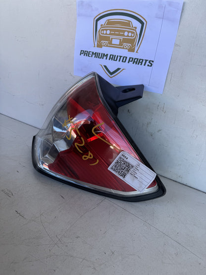 2011 Subaru Forester Right Taillight